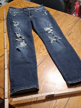 JUDY BLUE Jeans Womens 7 / 28 Denim BOYFRIEND FIT Distressed Used Pants Preowned